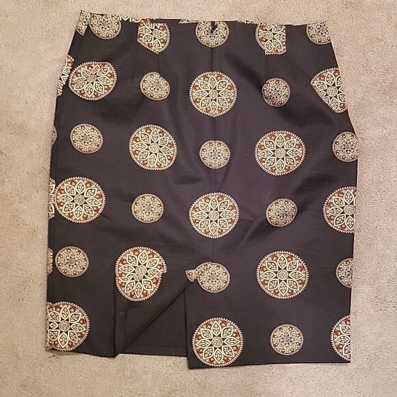 Ann Taylor black print skirt 6 - Picture 5 of 10